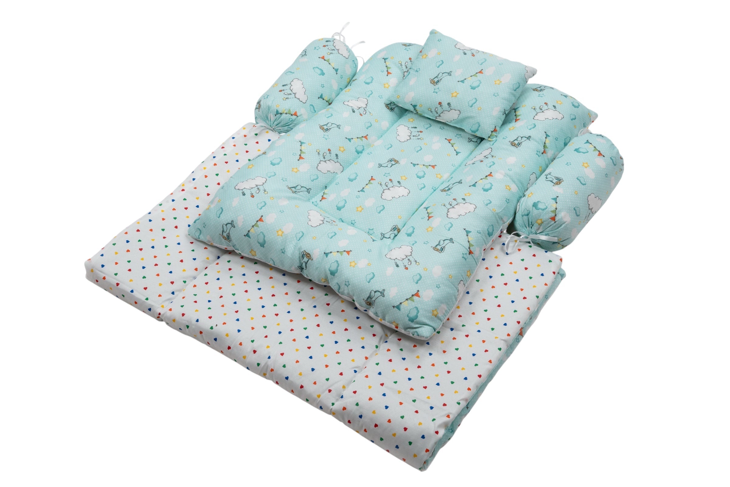 8-Piece Baby Bedding Set with Mosquito Net & Blanket – Cloud Pattern (Green)