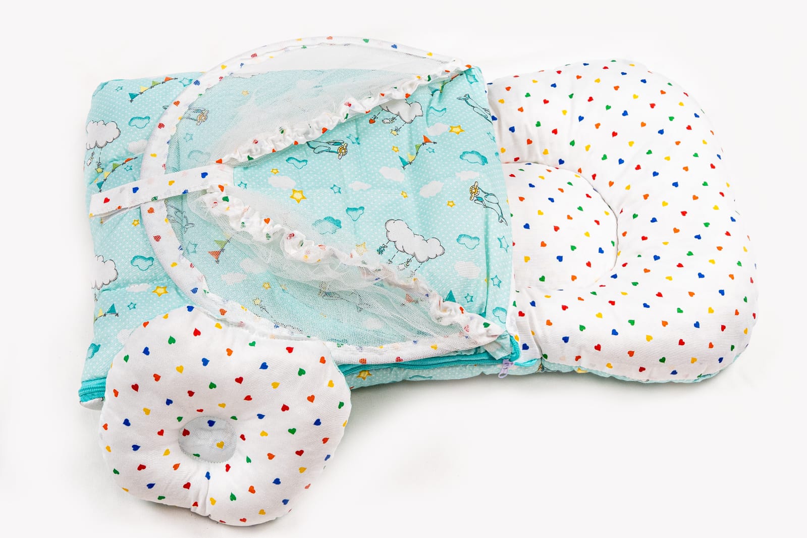 Multicolor Heart & Sky Print Baby Carry Nest with Mosquito Net (3-in-1)